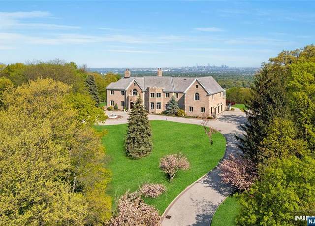 Property at 24 Club Way, Cedar Grove, NJ 07009, 8 beds, 10 baths