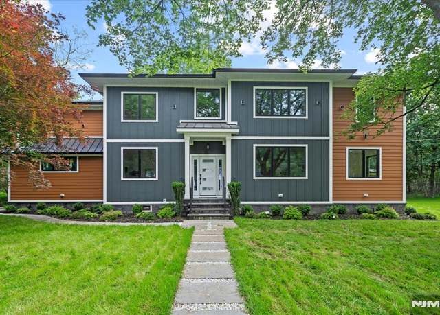 Property at 45 Riverview Ter, Mahwah, NJ 07430, 6 beds, 5.5 baths