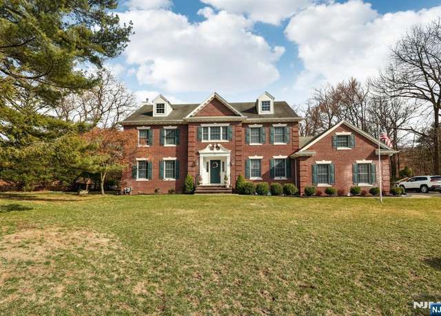 Property at 57 Laurie Dr, North Haledon, NJ 07508, 5 beds, 3 baths