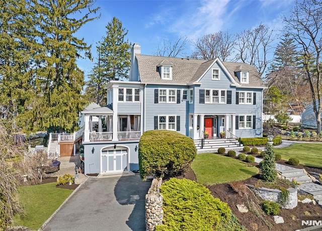 Property at 44 Overlook Rd, Caldwell, NJ 07006, 6 beds, 4.5 baths