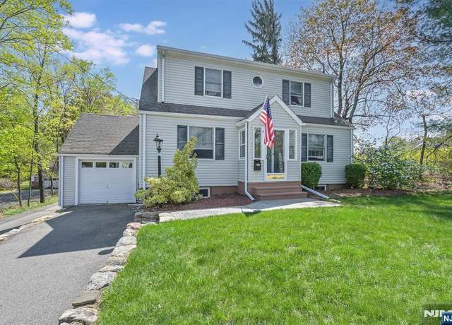 Property at 42 Jackson Ave, Pequannock Township, NJ 07444, 3 beds, 2.5 baths