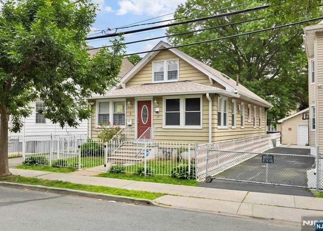 Property at 5 Ward St, Clifton, NJ 07011, 4 beds, 2.5 baths