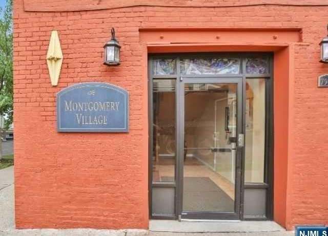 Property at 79-93 Montgomery St #406, Paterson, NJ 07501, 3 beds, 1 bath