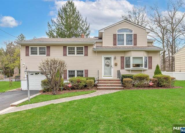 Property at 69 Midwood Rd, Glen Rock, NJ 07452, 4 beds, 2.5 baths