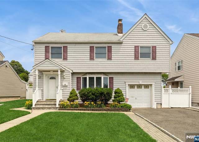 Property at 48 Highfield Ln, Nutley, NJ 07110, 4 beds, 2.5 baths