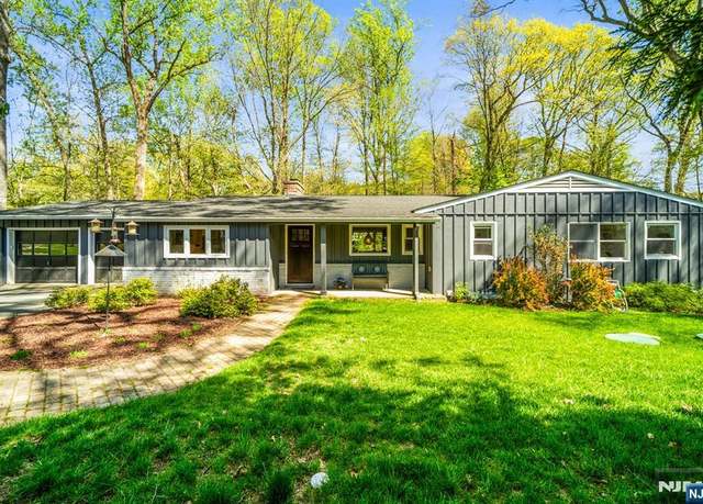 Property at 90 Locust Ln, Upper Saddle River, NJ 07458, 4 beds, 4 baths