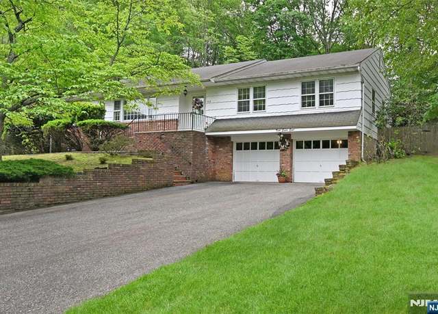 Property at 388 Holly Dr, Wyckoff, NJ 07481, 3 beds, 2 baths