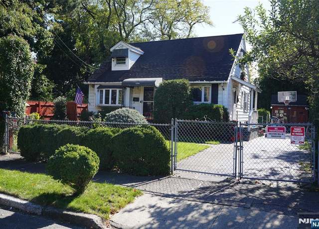 Property at 156 Kentucky Ave, Paterson, NJ 07503, 3 beds, 1 bath