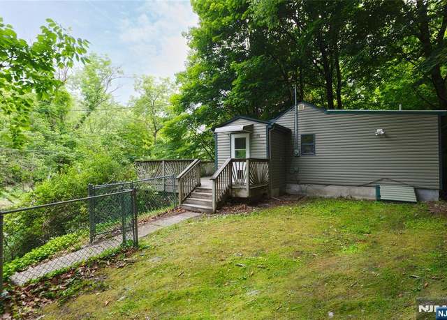 Property at 78 Riverside Rd, West Milford, NJ 07421, 1 bed, 1 bath