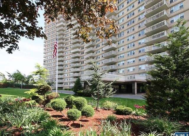 Property at 555 North Ave Unit 3J, Fort Lee, NJ 07024, 2 beds, 2 baths