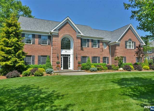 Property at 18 Mettowee Farms Ct, Upper Saddle River, NJ 07458, 5 beds, 4.5 baths
