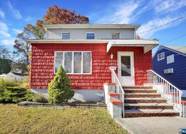 Property at 81-83 Chatham Ave, Paterson, NJ 07502, 4 beds, 2.5 baths