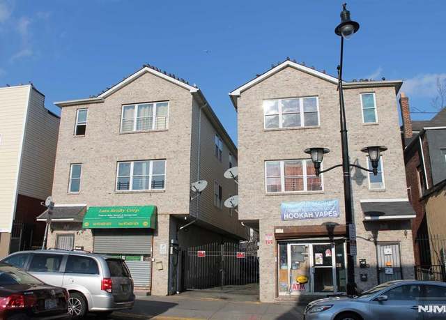 Property at 513 Clinton Ave, Newark, NJ 07108, 6 beds, 4.5 baths