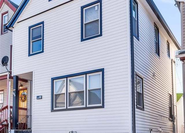 Property at 109 Bedford St, East Orange, NJ 07018, 3 beds, 2.5 baths