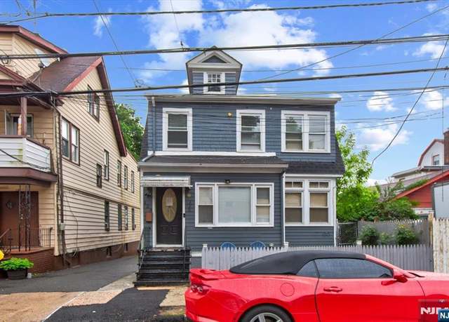 Property at 328-330 Smith St, Newark, NJ 07106, 3 beds, 3 baths