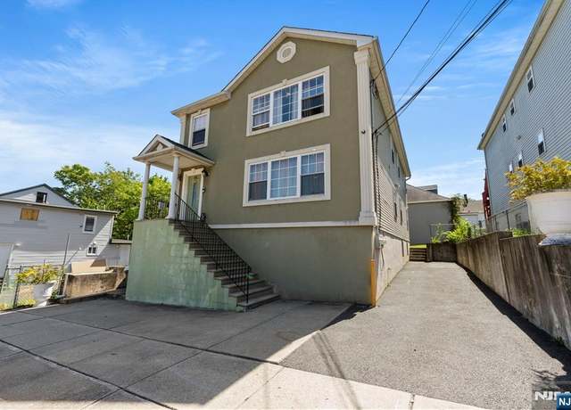 Property at 40-42 9th St, Paterson, NJ 07522, 8 beds, 5 baths