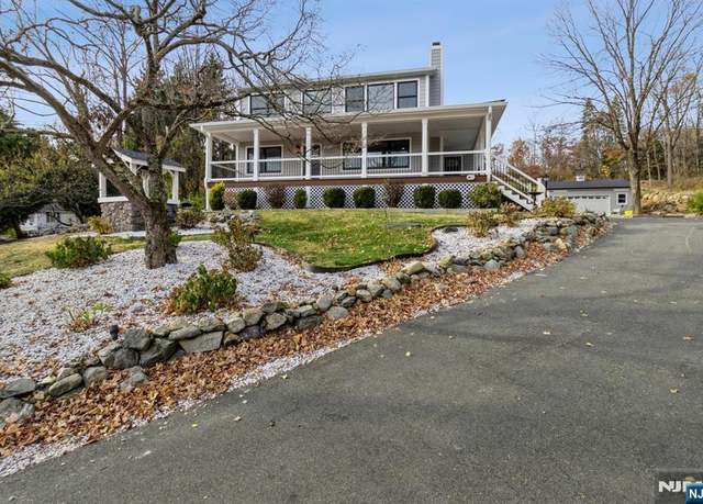 Property at 17 Rockaway Valley Rd, Montville Township, NJ 07045, 3 beds, 2.5 baths