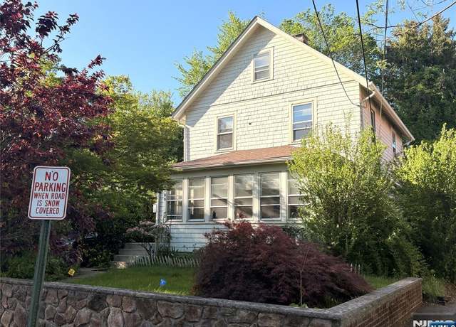 Property at 109 Slocum Ave, Englewood, NJ 07631, 3 beds, 1.5 baths