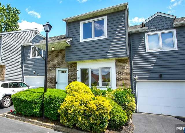 Property at 8-21 Creek Ct, Fair Lawn, NJ 07410, 2 beds, 2.5 baths