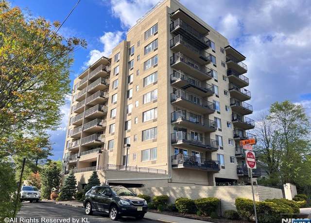 Property at 1 Wall St Unit 5F, Fort Lee, NJ 07024, 2 beds, 2 baths