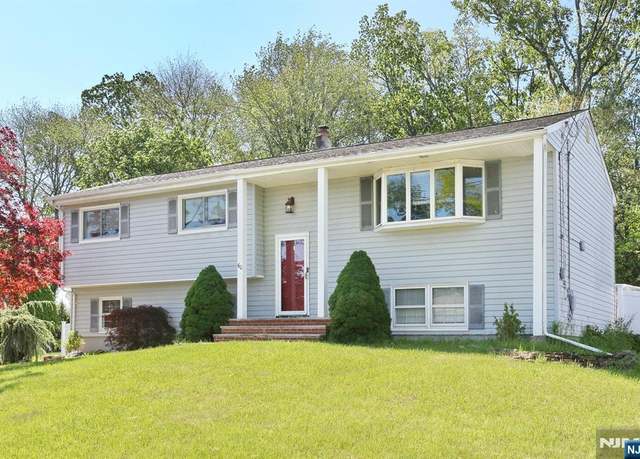 Property at 60 Furman Dr, Wayne, NJ 07470, 4 beds, 2 baths