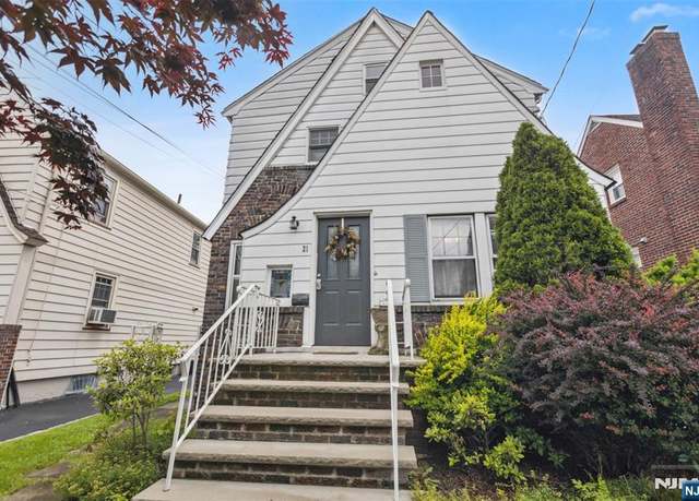 Property at 21 Berkeley Ave, Belleville, NJ 07109, 3 beds, 2 baths