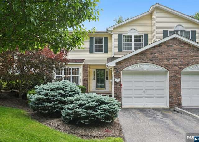 Property at 71 Butternut Dr #71, Wayne, NJ 07470, 2 beds, 2.5 baths