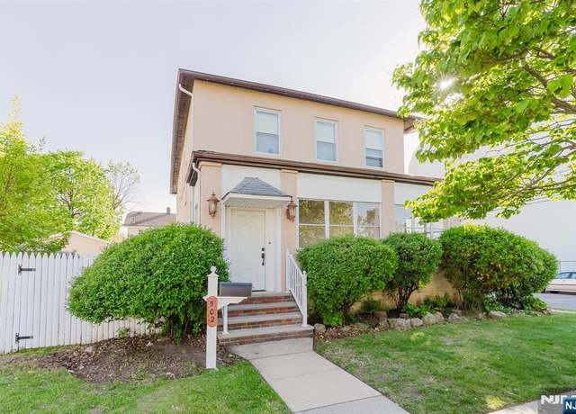 Property at 502 Summit Ave, Carlstadt, NJ 07072, 3 beds, 2 baths