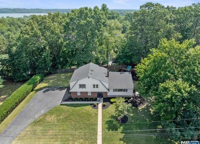 Property at 645 Debchar Ct, River Vale, NJ 07675, 4 beds, 2.5 baths
