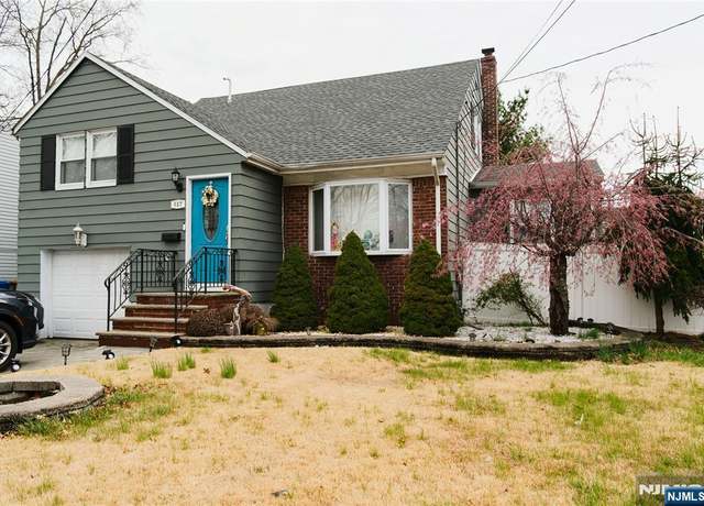 Property at 617 Livingston Rd, Linden, NJ 07036, 3 beds, 2.5 baths