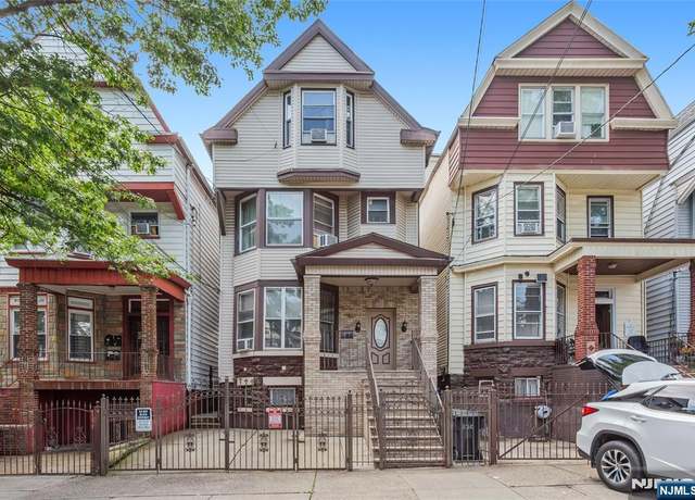 Property at 320 Clifton Ave, Newark, NJ 07104, 6 beds, 3 baths