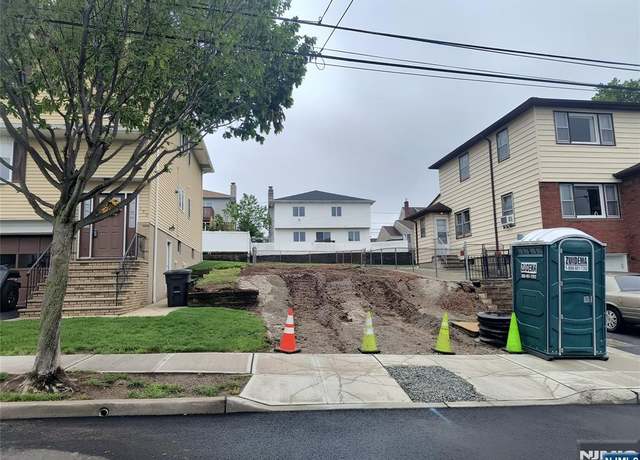 Property at 148 12th St, Wood Ridge, NJ 07075