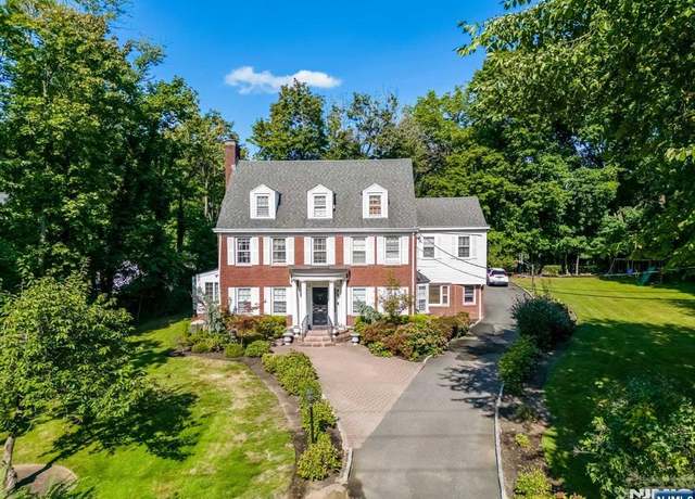 Property at 288 Broad Ave, Englewood, NJ 07631, 6 beds, 3.5 baths