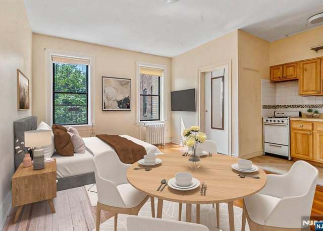 Property at 821 Bergen Ave Unit C12, Jersey City, NJ 07306, 1 bath