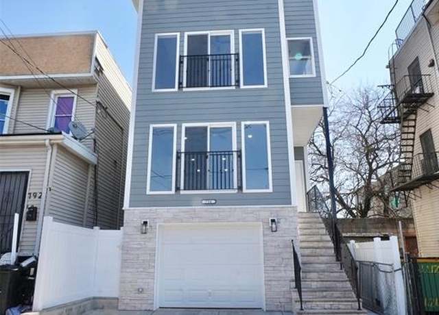 Property at 794 S 19th St, Newark, NJ 07103, 6 beds, 4.5 baths