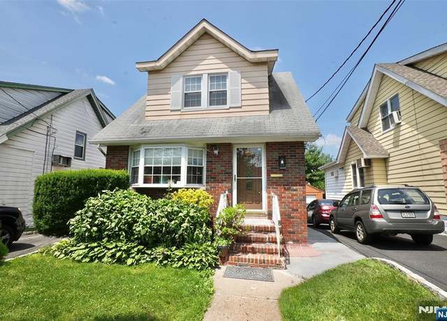 Property at 17 Garden Ave, Belleville, NJ 07109, 3 beds, 3 baths