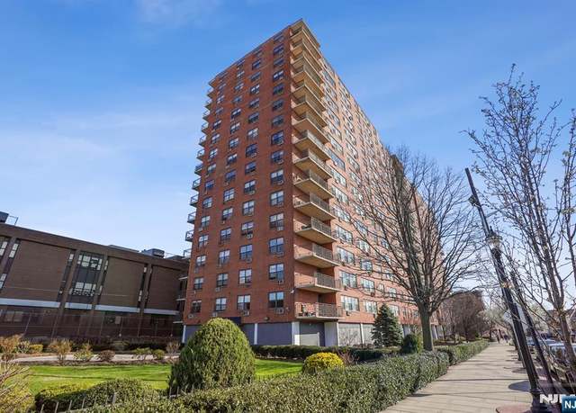 Property at 500 Central Ave #1713, Union City, NJ 07087, 1 bed, 1 bath