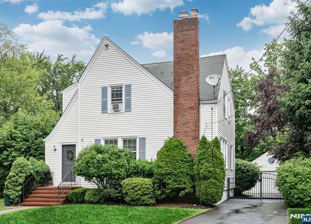 Property at 69 Prospect Ave, Westwood, NJ 07675, 3 beds, 1.5 baths