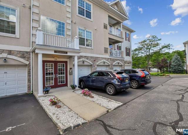 Property at 3 Bedrock Ct Unit B3, Woodland Park, NJ 07424, 2 beds, 2 baths