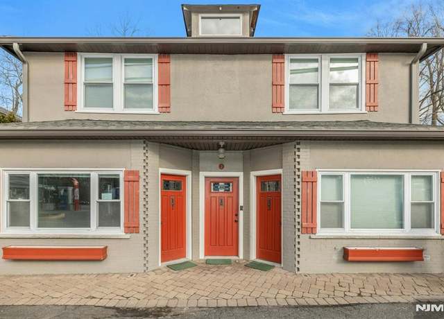 Property at 2 Orangeburgh Rd, Old Tappan, NJ 07675, 5 beds, 3 baths