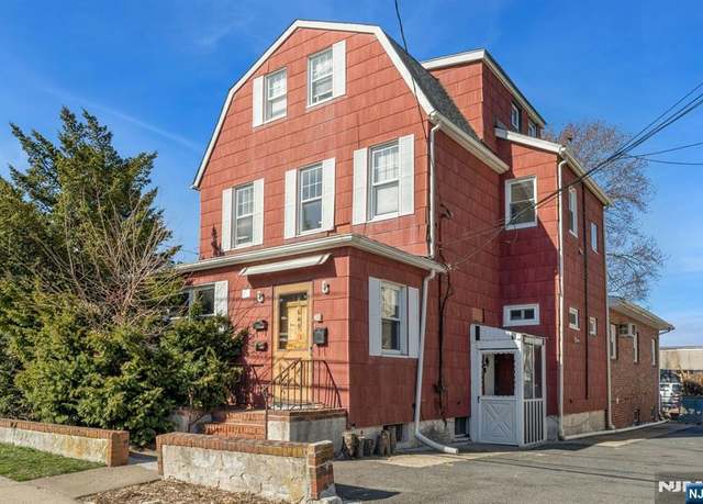 Property at 649 New Jersey Ave, Lyndhurst, NJ 07071, 8 beds, 5 baths