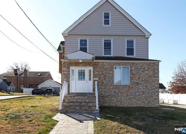 Property at 262 Raymond St, Hasbrouck Heights, NJ 07604, 4 beds, 2 baths