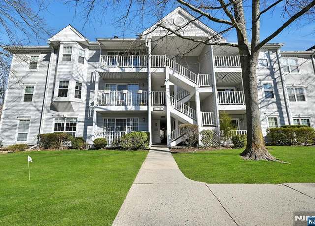 Property at 171 Linden St, Mahwah, NJ 07430, 2 beds, 2 baths