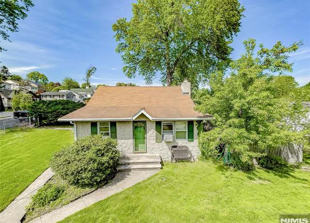 Property at 51 Minnehaha Blvd, Par-troy Hills Twp., NJ 07034, 2 beds, 1 bath