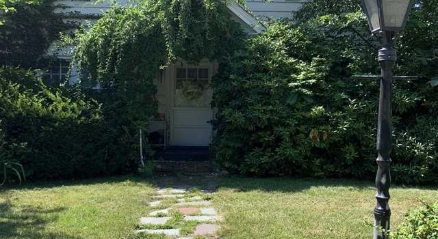 Photo of 4 Warren Pl, Montclair, NJ 07042