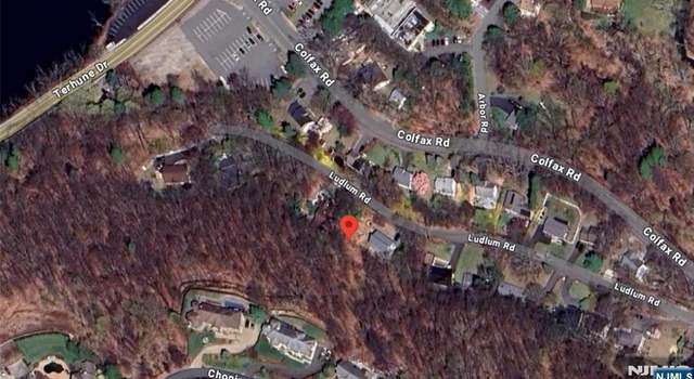 Photo of 67 Ludlum Rd, Wayne, NJ 07470