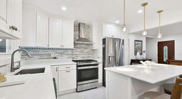 Photo of 320 Monmouth Ave, New Milford, NJ 07646