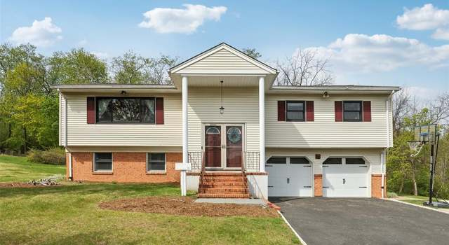 Photo of 16 Laurel Ct, Verona, NJ 07044