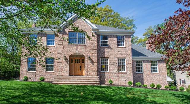 Photo of 9 Rogers Ct, Midland Park, NJ 07432