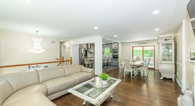 Photo of 11 Ginger Ln, Sparta, NJ 07871